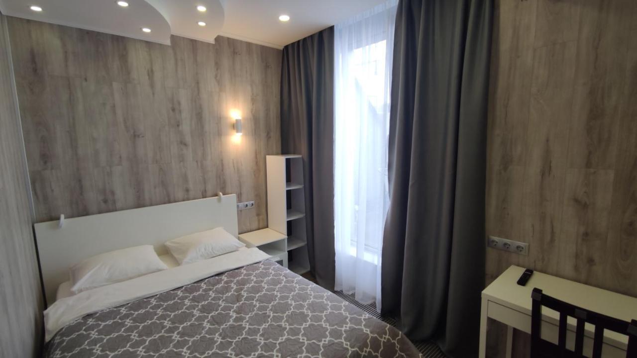 Rybalsky Studio Apartment Dnipro View Kyiv Exterior foto